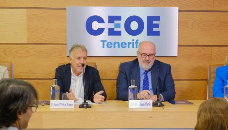 El presidente de la CEOE Tenerife resalta la falta de personal en Canarias