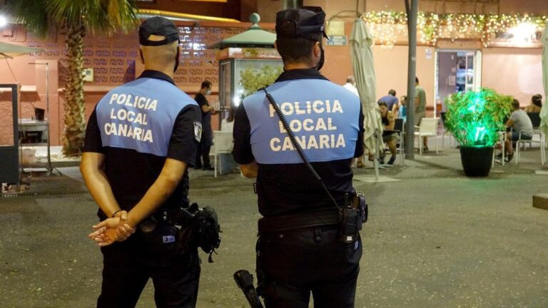 Hallan a un niño de 6 años de madrugada desorientado y en pijama en Tenerife