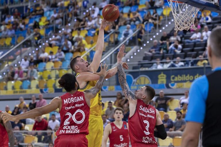 84-76. El Dreamland Gran Canaria mantiene el liderato en la Eurocup