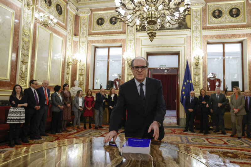 Informe del Defensor del Pueblo sobre los abusos sexuales cometidos en la Iglesia