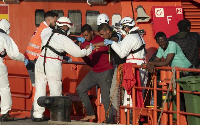 251 migrantes rescatados este martes en la Ruta Canaria