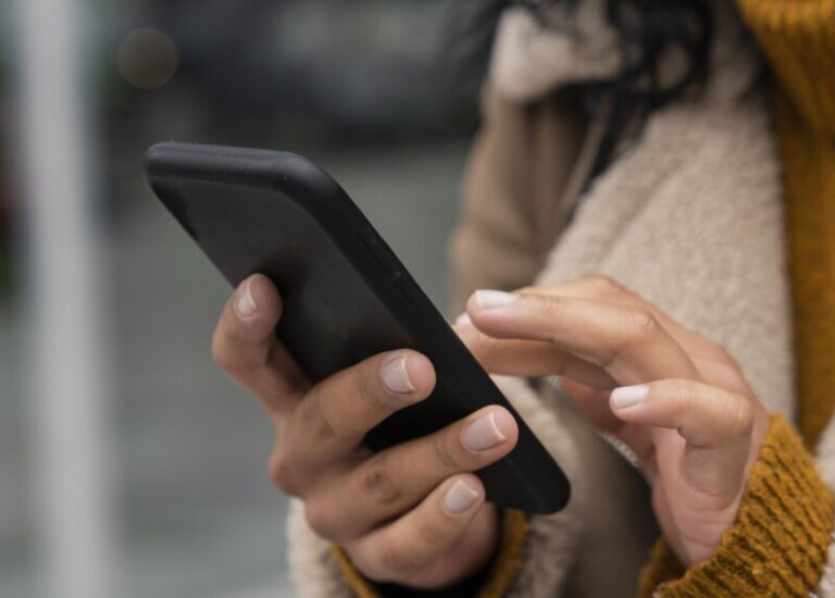 El ciberacoso, más problemático aún en los menores migrantes