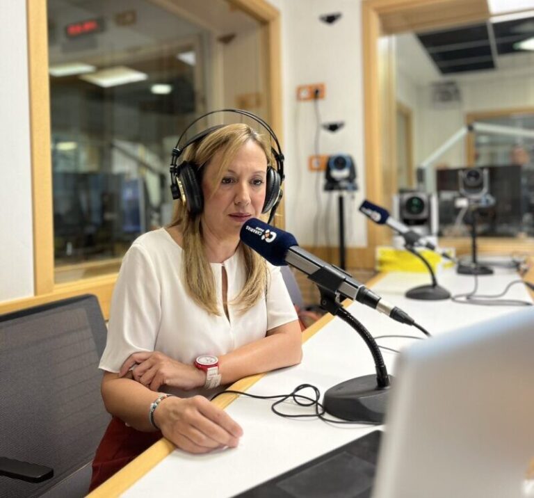 Rosa Dávila: “Las medidas del Cabildo han aliviado las colas en Tenerife”