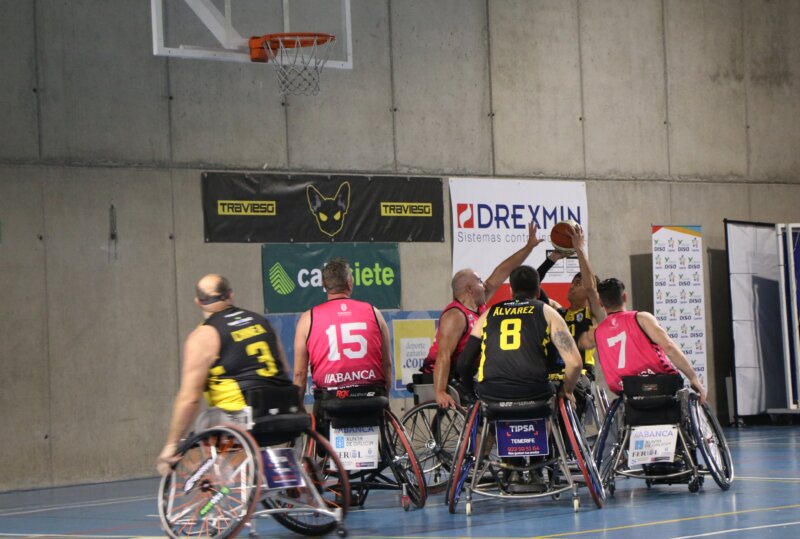 82-43. El ADEIN Tenerife suma su primer triunfo