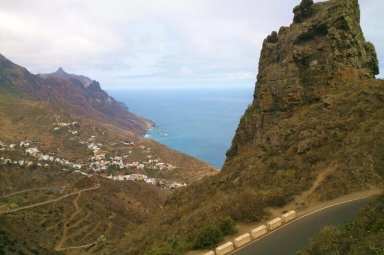 Las carreteras de Anaga reforzarán su señalización debido al tráfico de la zona