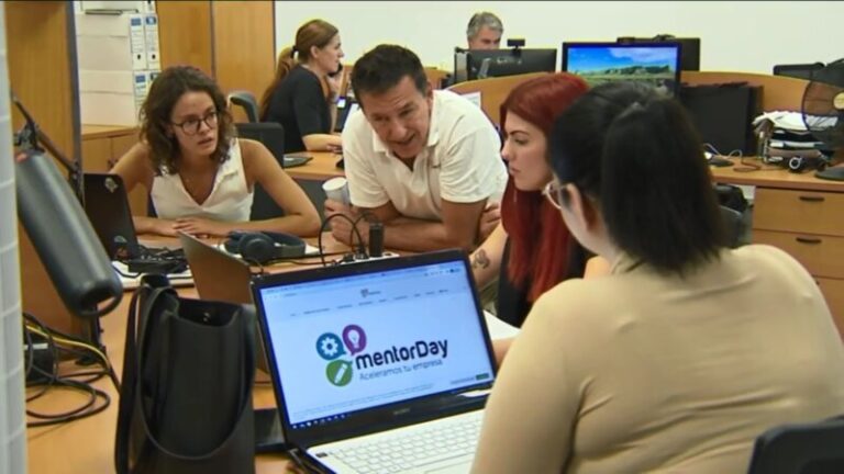 ‘Noche de Reportajes’ analiza las Sociedades de Beneficio e Interés Común