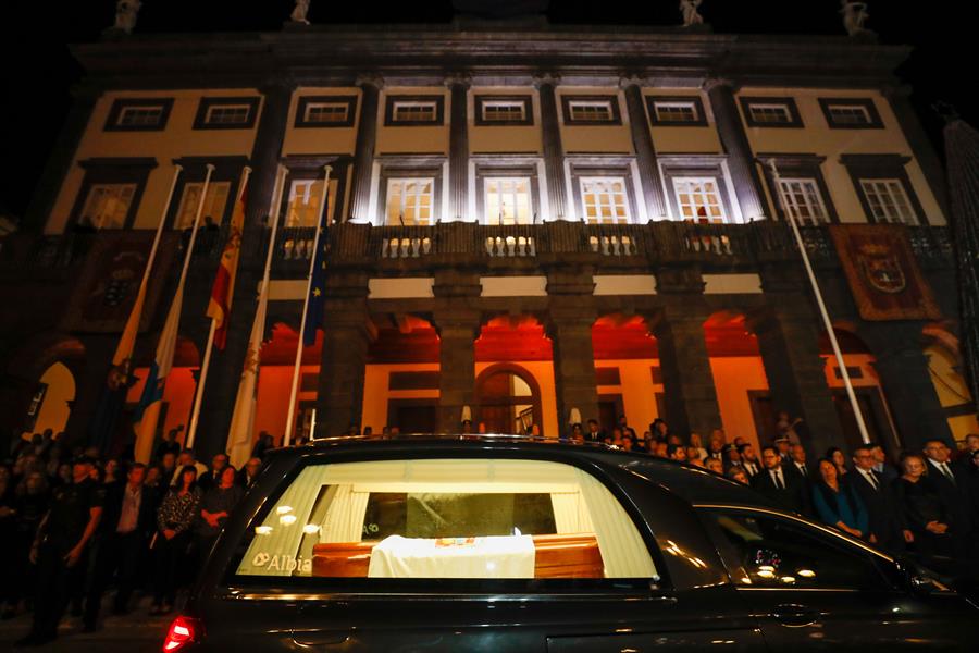Capilla ardiente Saavedra. Efe