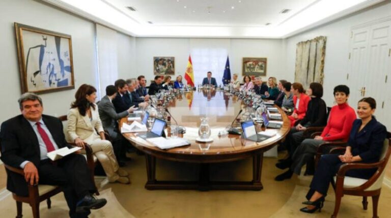 El Consejo de Ministros abordará el miércoles la reducción de la jornada laboral