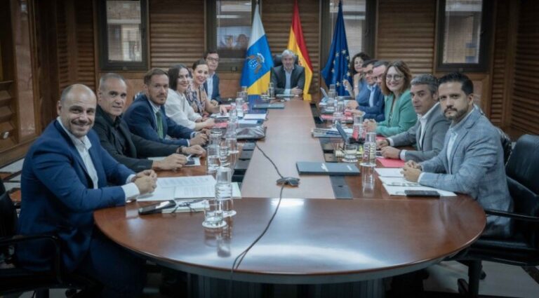 Clavijo busca esta semana el respaldo de Europa en migración 