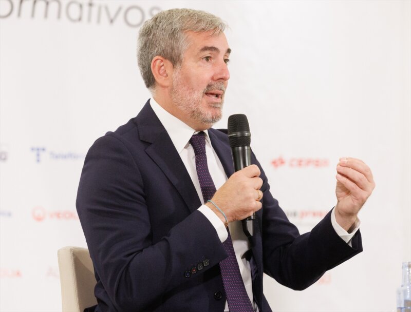 Clavijo dice que Coalición Canaria será "dura" contra la amnistía porque es "inmoral"