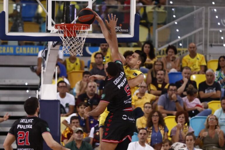 89-75 | El Dreamland derrota al Covirán Granada y suma su tercer triunfo consecutivo