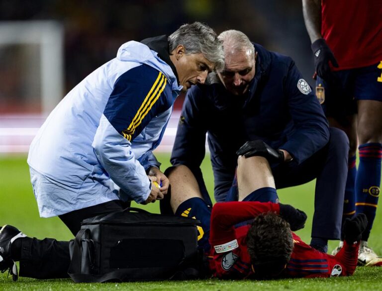 España gana a Georgia y será cabeza de serie en un partido marcado por la lesión de Gavi