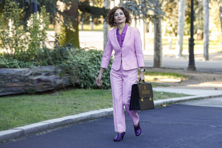 El Gobierno espera aprobar los Presupuestos 2024 en el primer trimestre