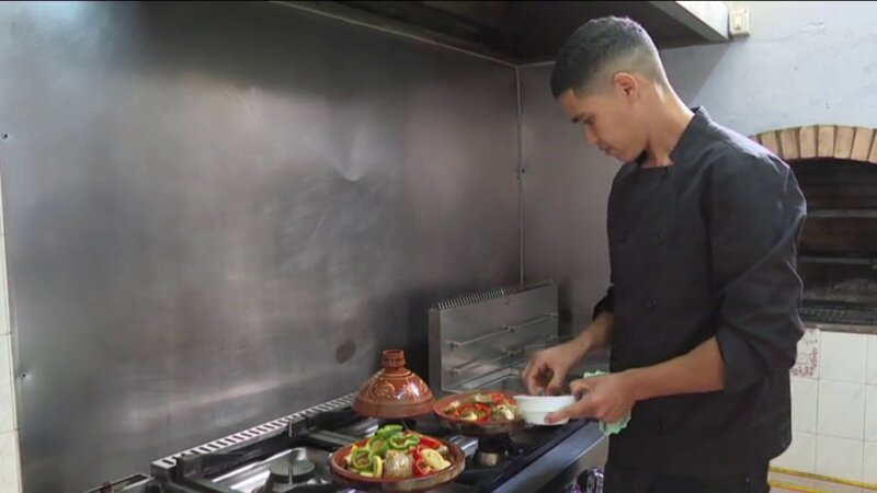 Ismael en su restaurante "Unamano", en Fuertevntura