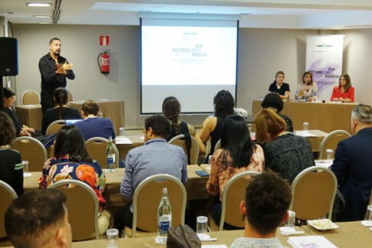 Santa Cruz elaborará un protocolo municipal ante el acoso sexual en los locales de ocio nocturno