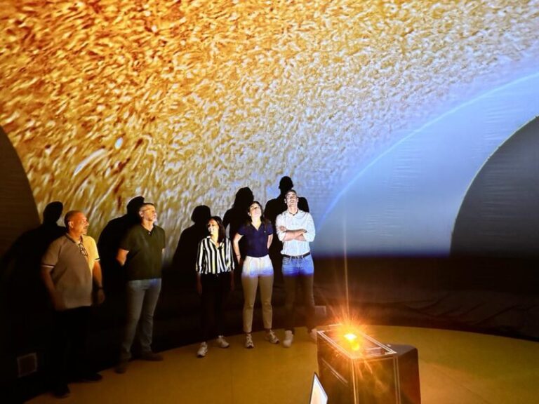 AstroCiencia Nómada, un planetario móvil en las aulas de La Oliva