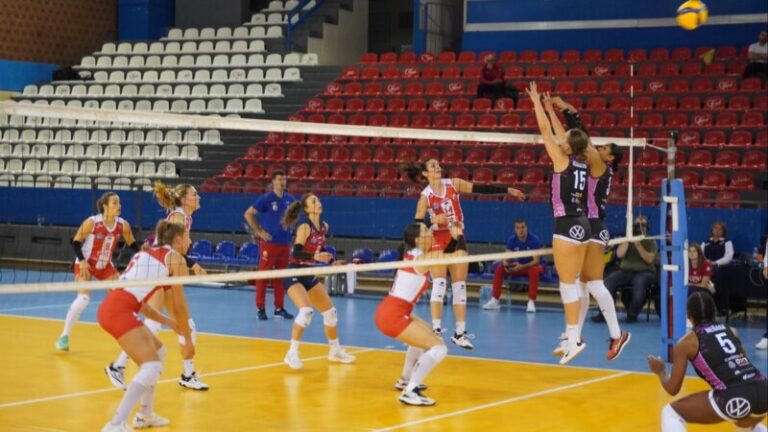 Derrota en Belgrado para el Tenerife Libby’s La Laguna (3-0)