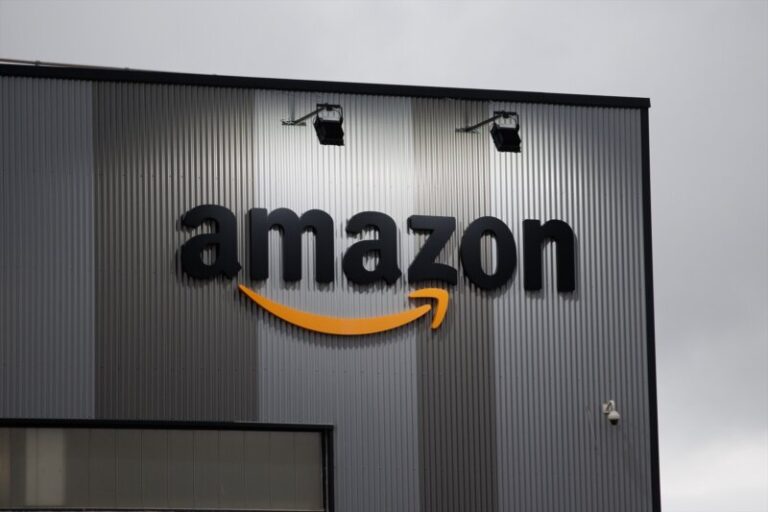Amazon se enfrenta a su primera huelga parcial en España de cara al ‘Cyber Monday’