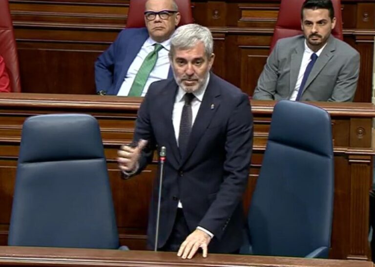 Clavijo dice que no está en contra de condonar la deuda a Cataluña, pero pide igualdad