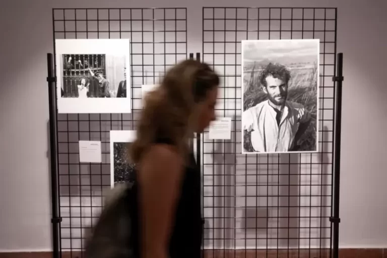 La ULL acoge una exposición de fotografías de la Guerra Civil