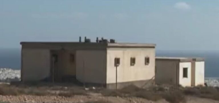 San Bartolomé rechaza construir un centro de migrantes en su municipio