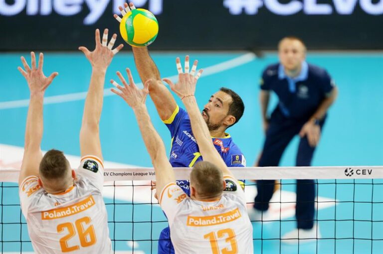 3-0. El Guaguas cede en la Liga de Campeones y pierde ante el Jastrzebski Wegiel