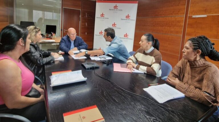 Denuncian el maltrato hacia las familias que residen en viviendas propiedad del Sareb