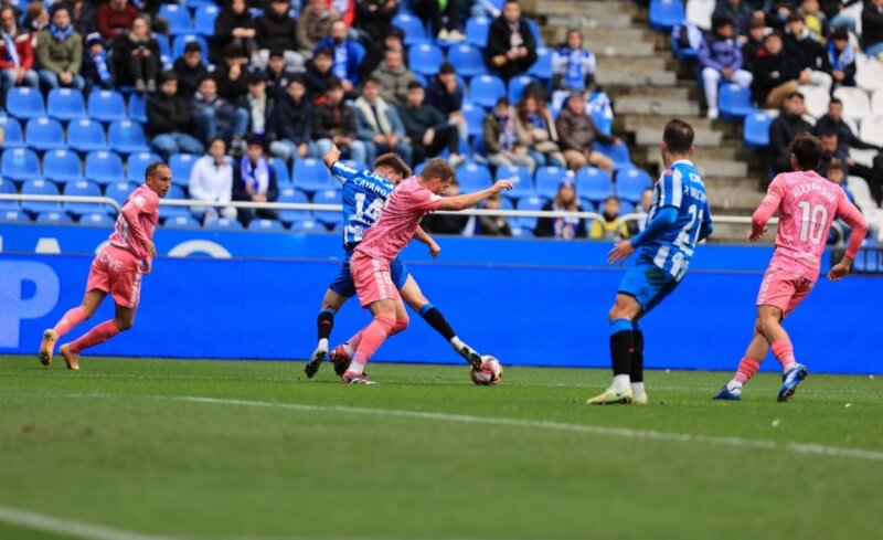 El equipo blanquiazul ganó al Deportivo de La Coruña por 2-3 en tiempo de prórroga. Pasa de ronda y ahora hay que esperar al sorteo por si la suerte hace que el 2024 empiece con un derbi canario en copa de Rey