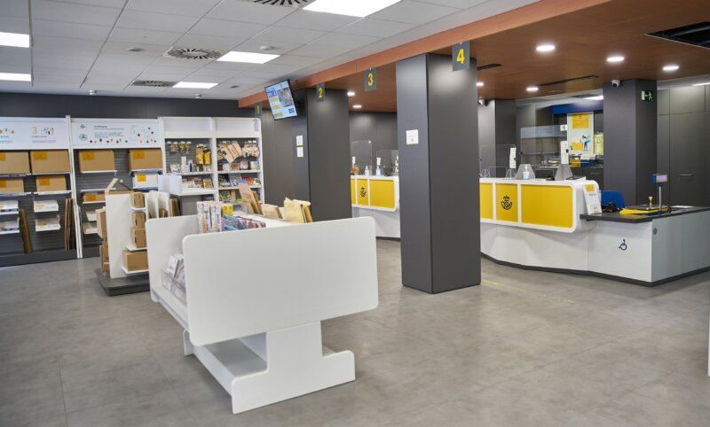 Los Bancos de Alimentos de Las Palmas y de Santa Cruz de Tenerife se harán cargo de las donaciones que se reciban en las oficinas de Correos en esas fechas, haciéndolas llegar a los más necesitados.