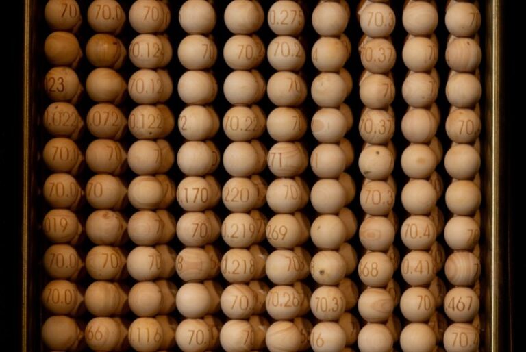 A falta de cuatro días, cambian 204 bolas del Sorteo de Navidad