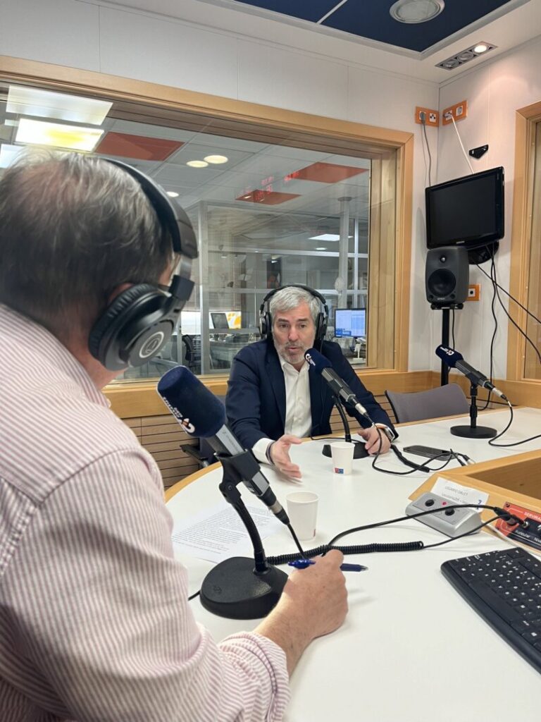 Canarias pedirá aprobar el reparto obligatorio de menores migrantes por decreto ley