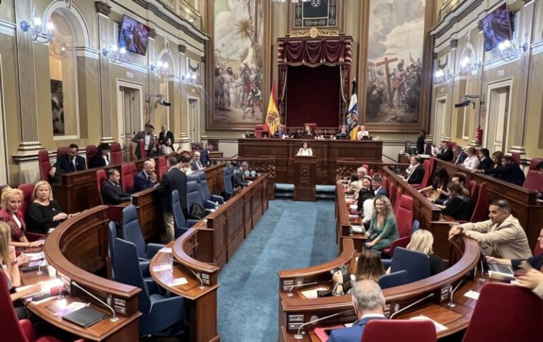 El gobierno defiende el presupuesto de universidades y asegura que es el más alto de la historia