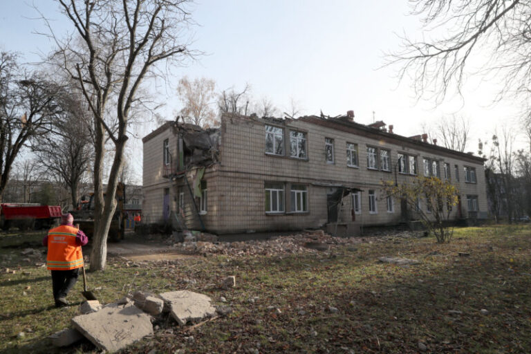 Rusia y Ucrania protagonizan una noche de intensos ataques de aviones no tripulados en Kiev y Crimea