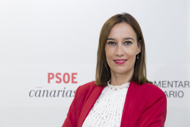 Los socialistas canarios insisten en que Sánchez continuará gobernado, mientras los populares piden elecciones