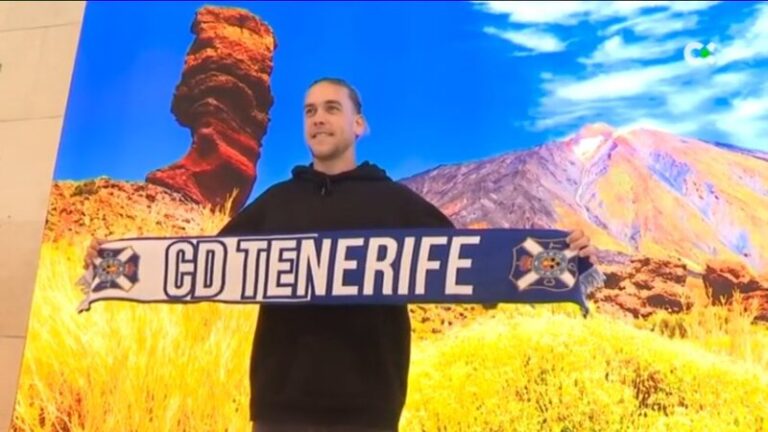 El CD Tenerife oficializa el fichaje de Álvaro Jiménez