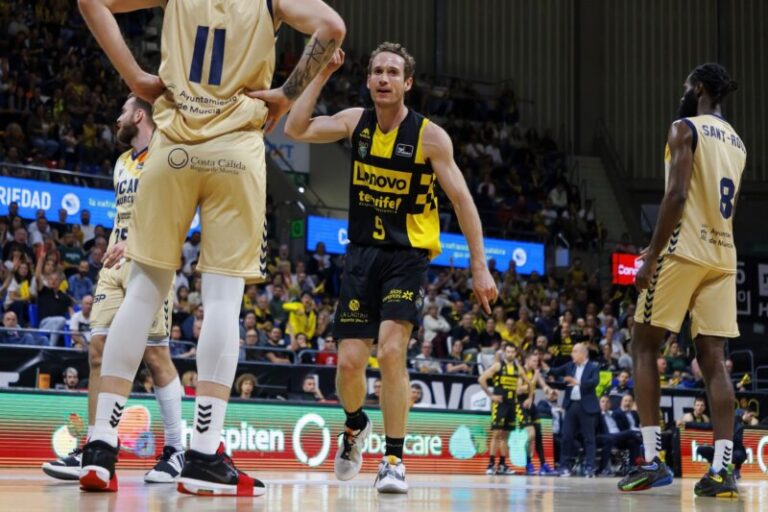 75-73. El Tenerife gana pero el Murcia salva el ‘average’