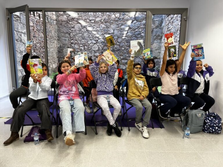 Martina Luis Domínguez, ganadora de la final autonómica del concurso de lectura en voz alta