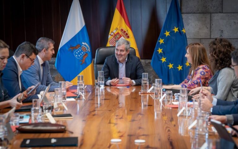 Canarias pedirá una reunión urgente de la Comisión Sectorial de la Inmigración por el pacto PSOE y Junts