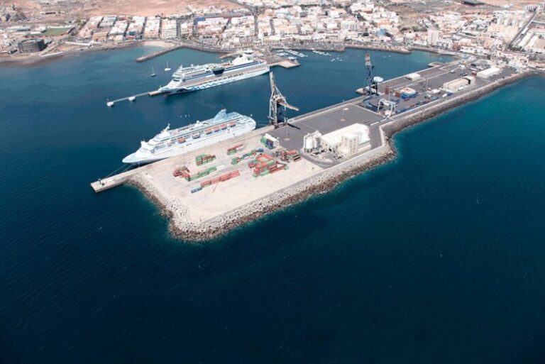 Puerto del Rosario inaugura una nueva terminal de cruceros