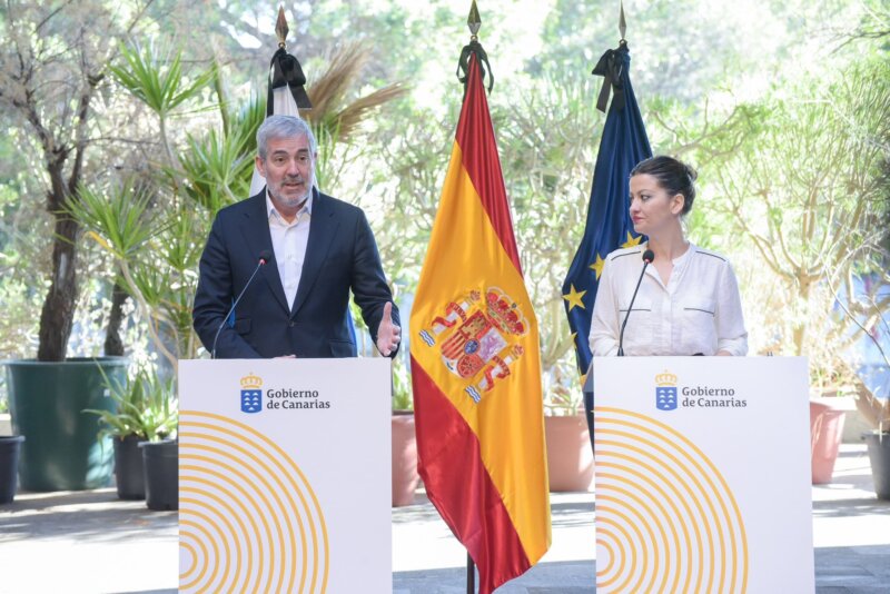 Situación de los menores migrantes. Rueda de prensa de Fernando Clavijo y Sira Rego. Presidencia del Gobierno