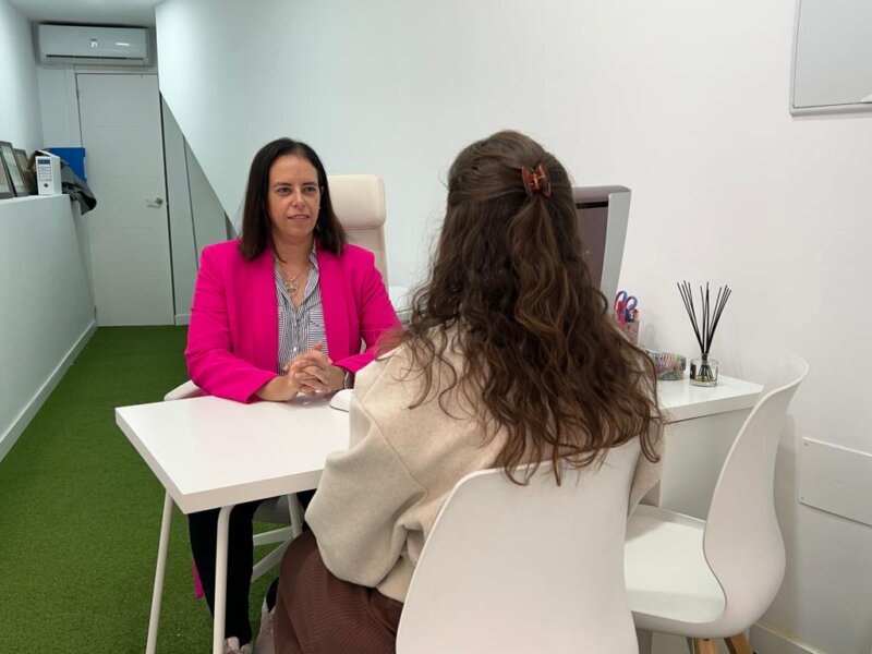 La abogada especialista en materia bancaria Carolina García apunta que lo más prudente es realizar la reclamación antes del 23 de enero de 2024 