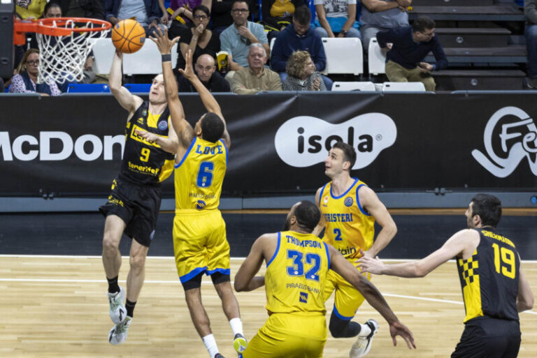 89-68. El Lenovo hace los deberes ante el Peristeri