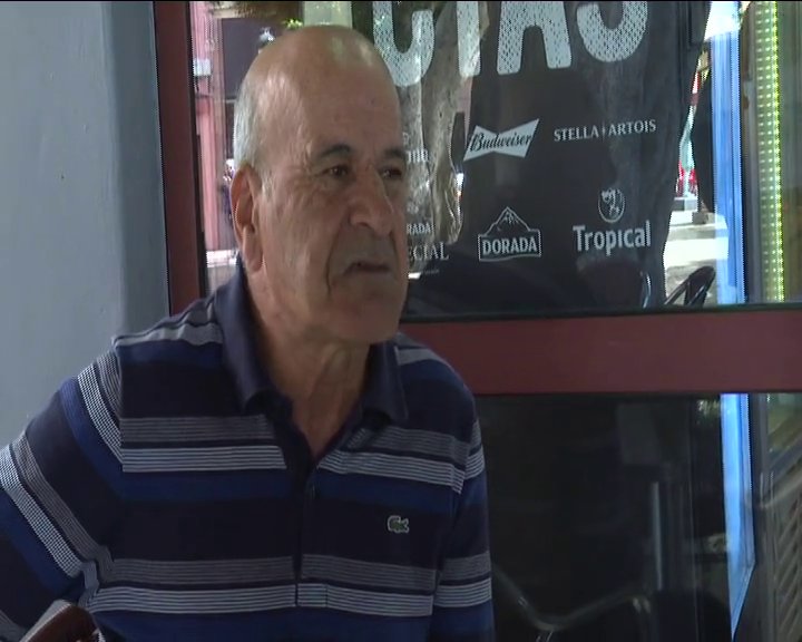 Cabe destacar que ha colaborado en campos como el deporte, la política o incluso la radio, al haber sido colaborador de radio Ipalán