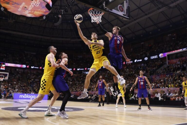 108-76. El Lenovo Tenerife cae ante el Barça y se queda a las puertas de la final