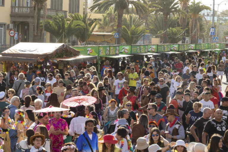 La justicia da la razón a los vecinos de La Isleta que denunciaron la celebración del Carnaval