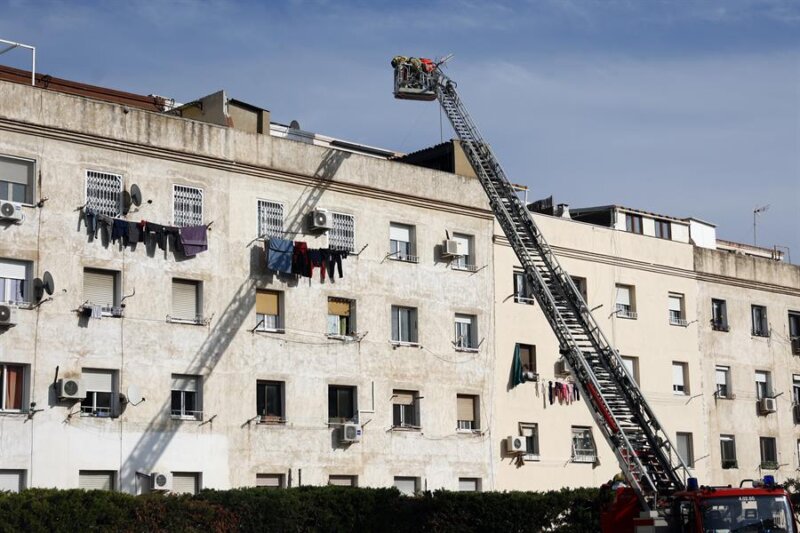 Derrumbe de un edificio de 20 viviendas en Badalona