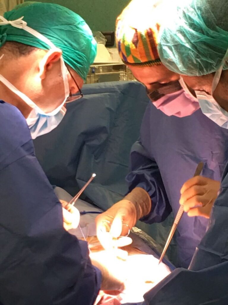 Implante riñón. Foto cedida por el HUC 