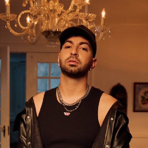 Justin Quiles. Imagen perfil oficial 'X' del cantante