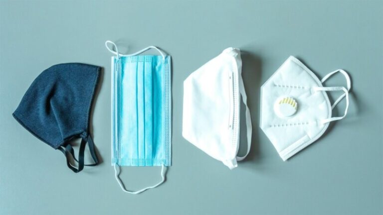 Canarias no aceptó las mascarillas dudosas hasta verificar que servían y rebajarlas un 66%