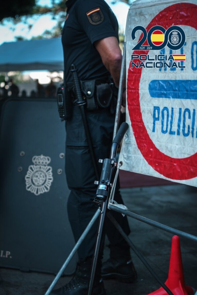 La Policía Nacional detiene en Tenerife a un hombre por cometer dos robos violentos